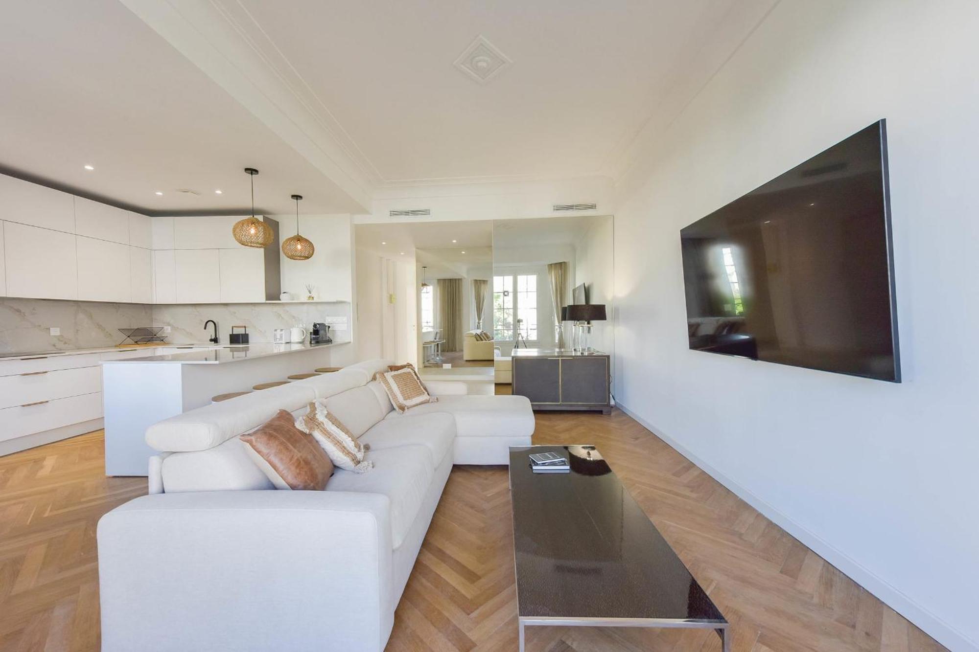 Appartement Rare Luxury 3-br Near The Croisette Cannes