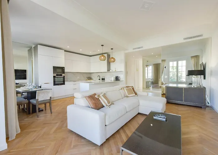 Rare Luxury 3-Br Near The Croisette