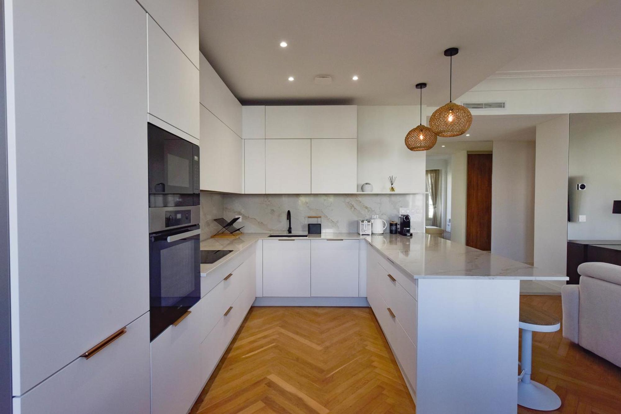 Rare Luxury 3-br Near The Croisette