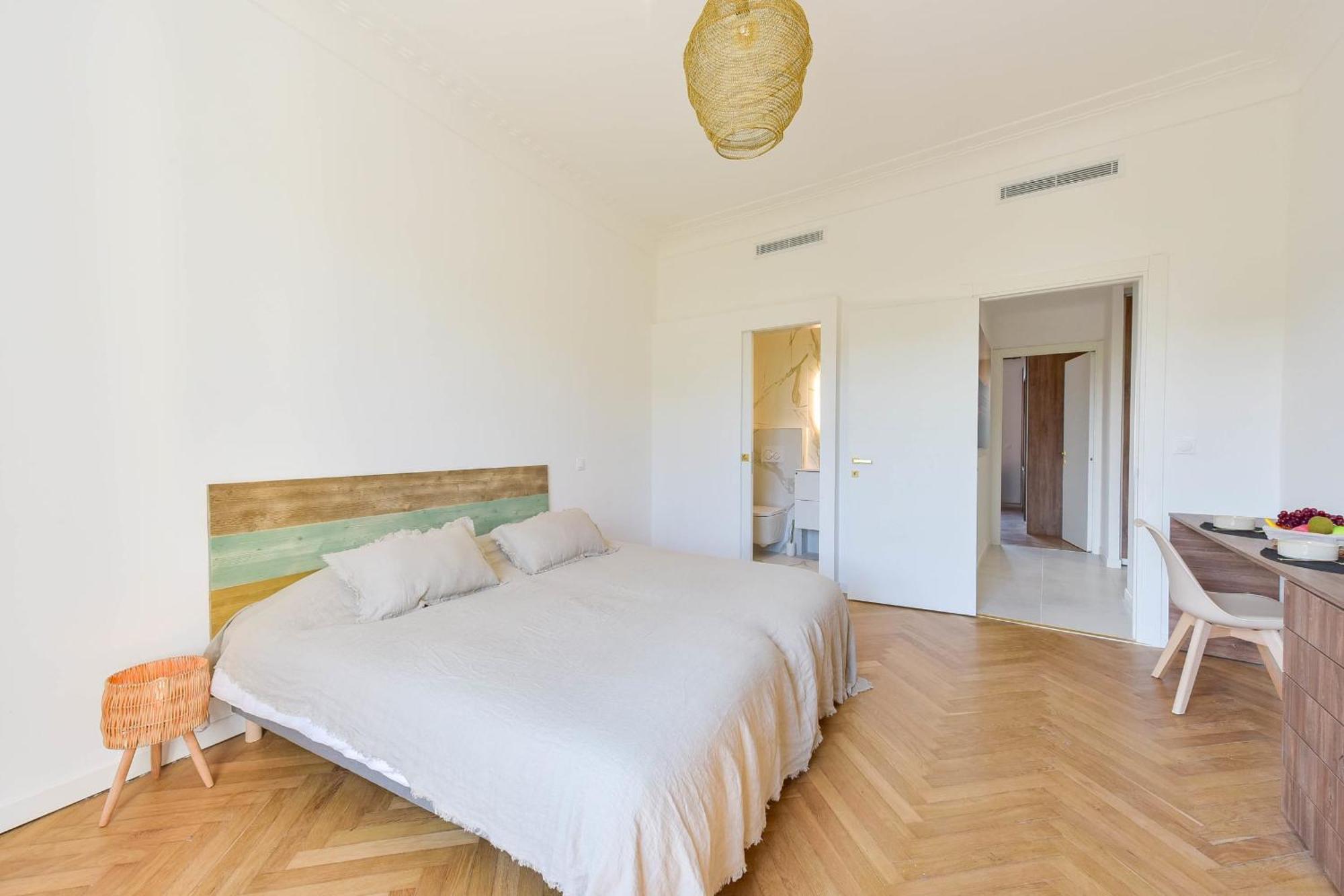 Rare Luxury 3-br Near The Croisette Cannes